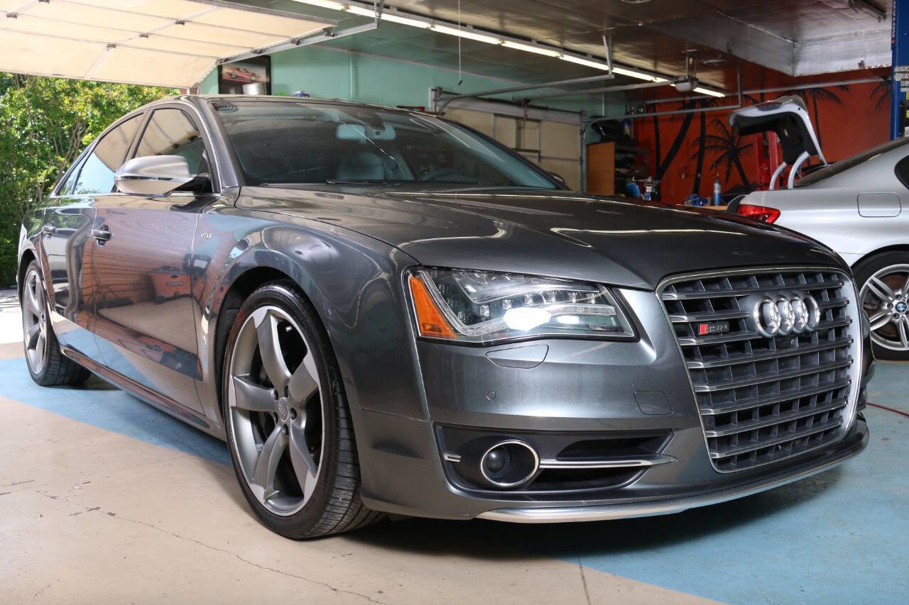 Used 2014 Audi S8 AWD/4WD image 5