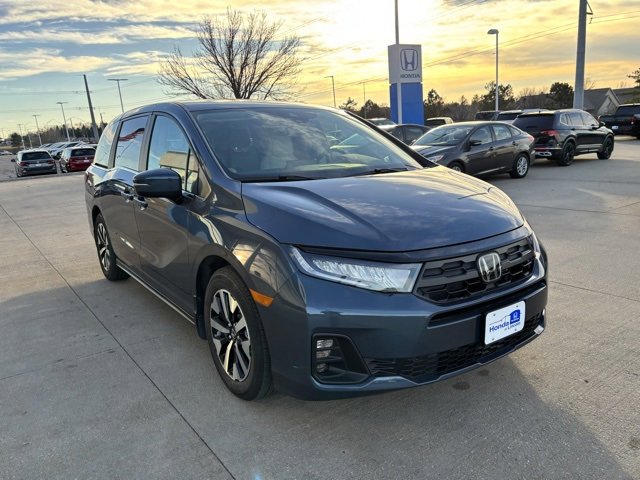 Used 2026 Honda Odyssey EX-L image 3