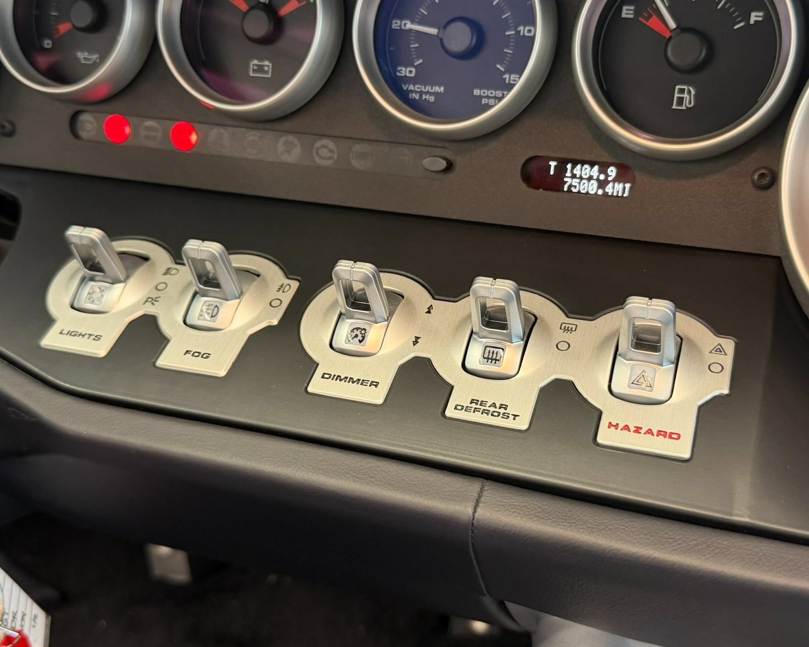 Used 2006 Ford GT RWD image 20
