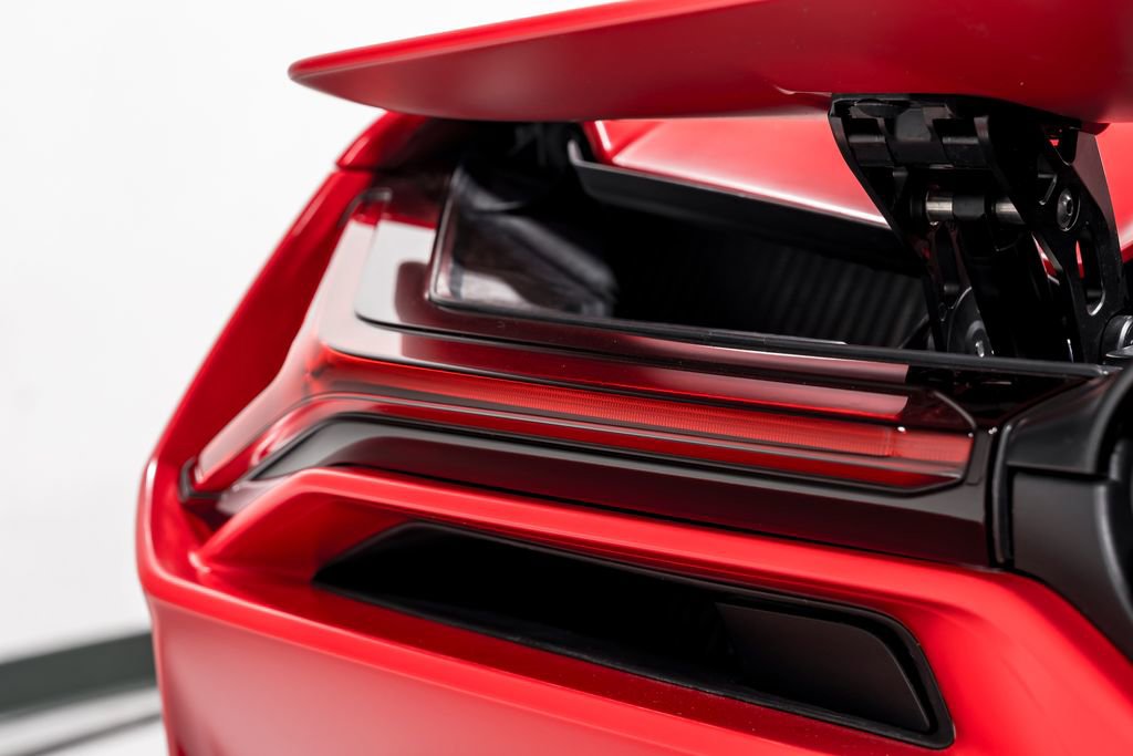 Used 2025 Lamborghini Revuelto image 51