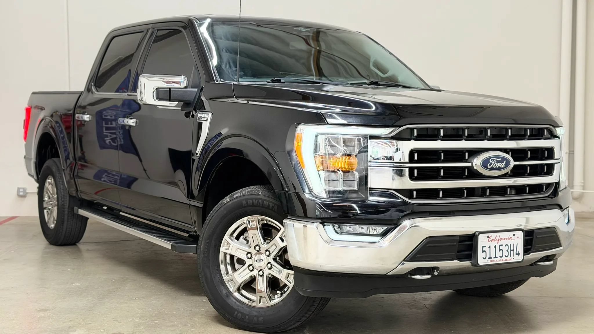 Used 2023 Ford F150 Lariat AWD/4WD image 1