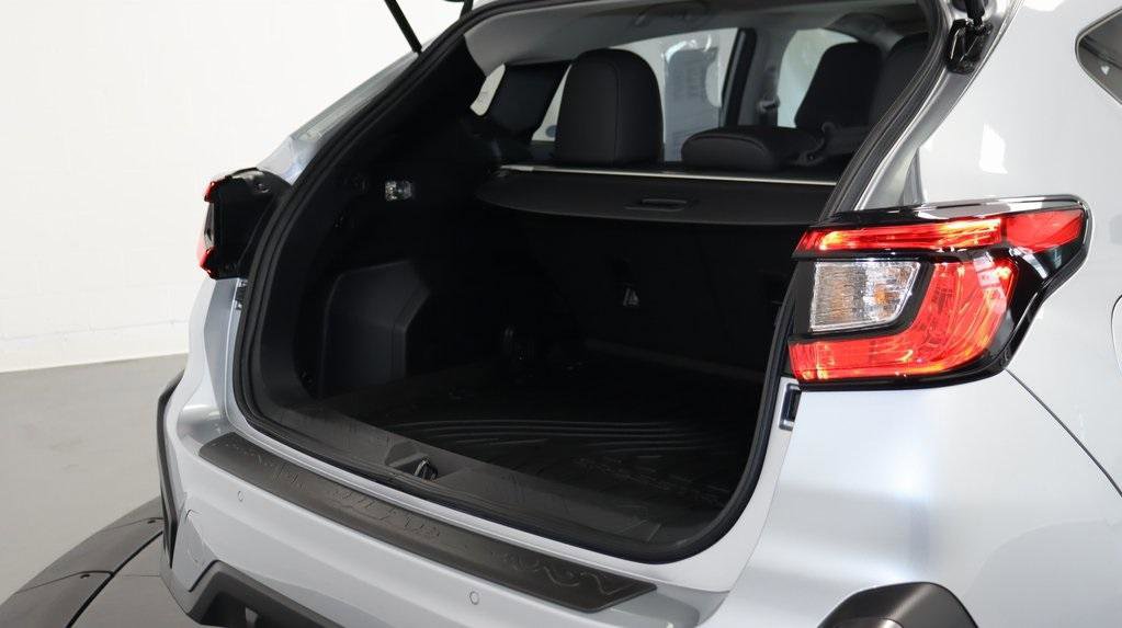 Used 2025 Subaru Crosstrek 2.5i Limited w/ Crosstrek Mirror Package image 24