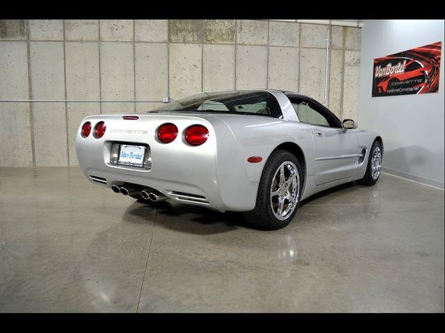 Used 1997 Chevrolet Corvette Coupe w/ Memory Pkg RWD image 7