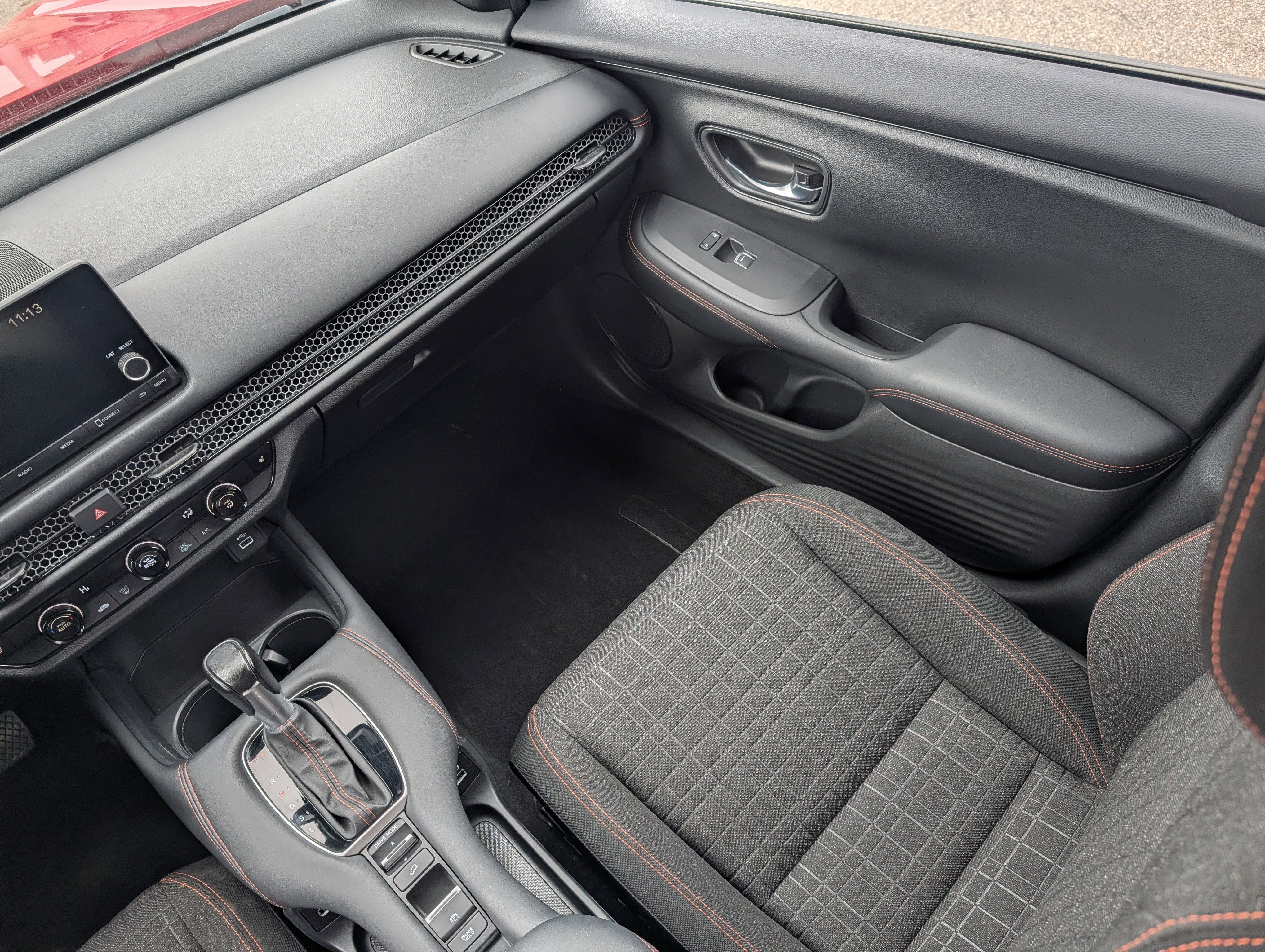 Used 2023 Honda HR-V Sport image 11