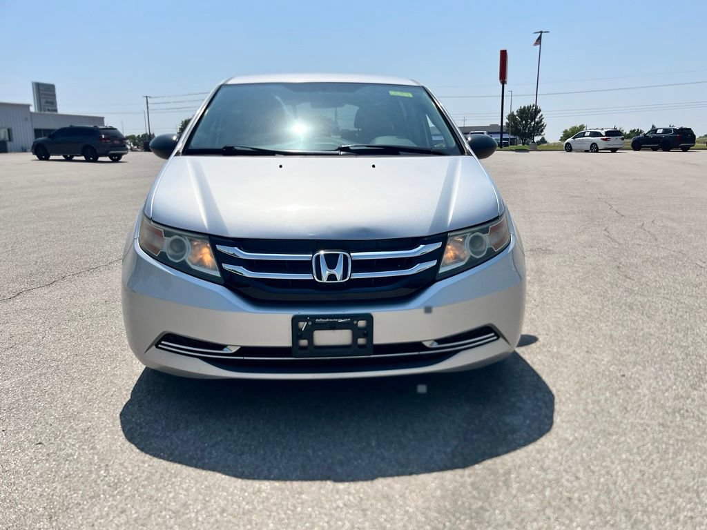 Used 2015 Honda Odyssey LX image 2