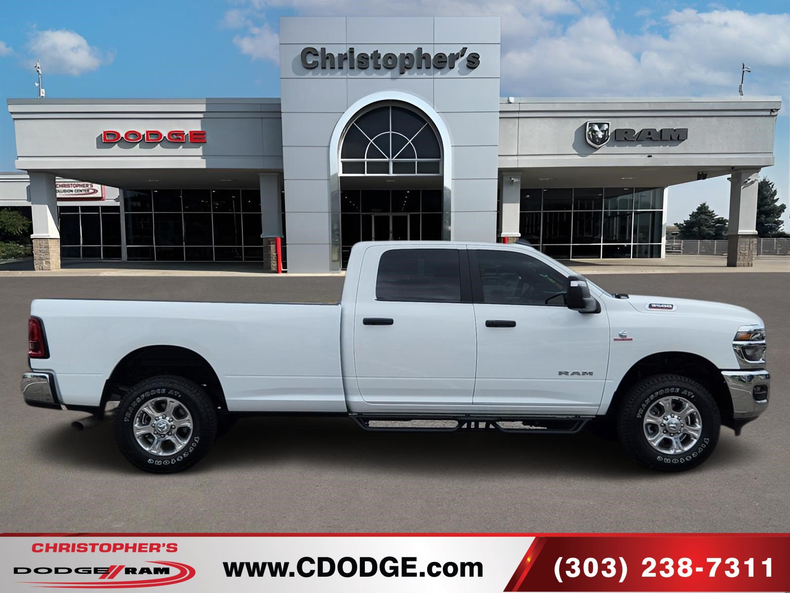Used 2026 RAM 3500 Big Horn AWD/4WD image 2