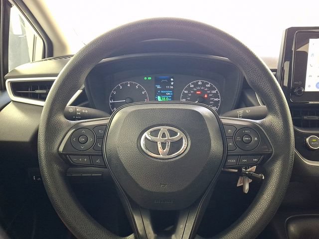 Used 2025 Toyota Corolla LE FWD image 23