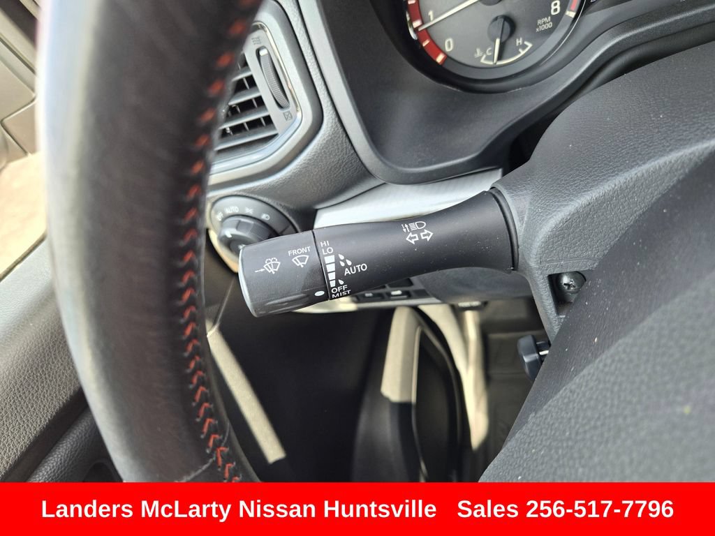 Used 2024 Nissan Titan PRO-4X w/ Pro-4x Convenience Package AWD/4WD image 30