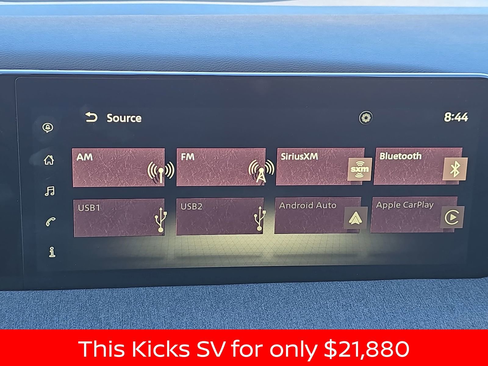 Used 2025 Nissan Kicks SV image 26