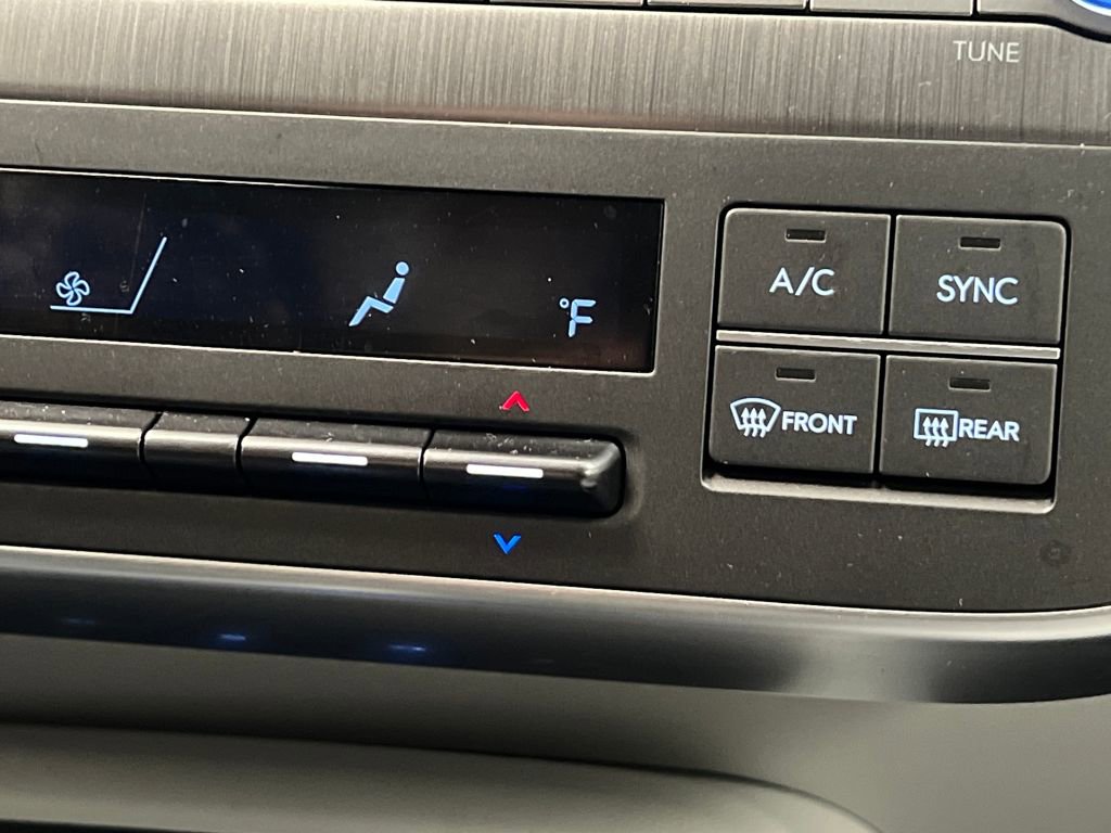 Used 2025 Hyundai Kona SEL FWD image 49