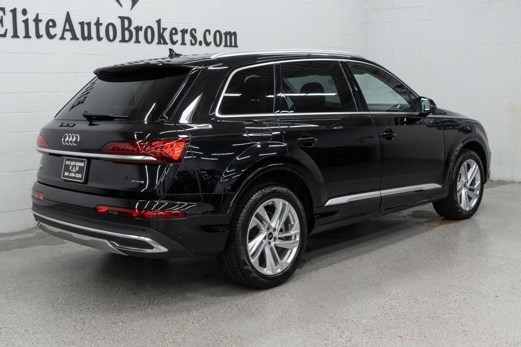 Used 2023 Audi Q7 2.0T Premium w/ Convenience Package AWD/4WD image 42