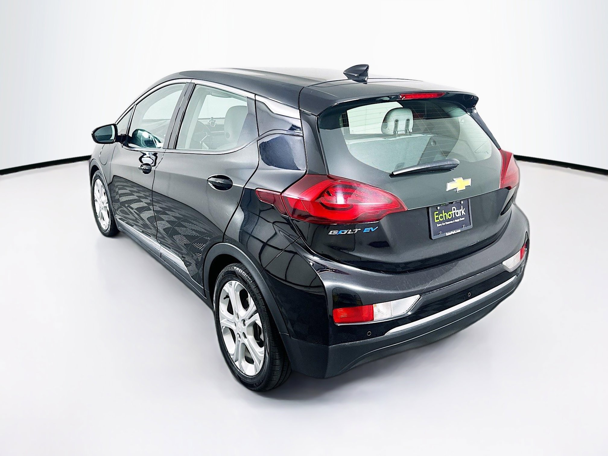 Used 2021 Chevrolet Bolt LT FWD image 5