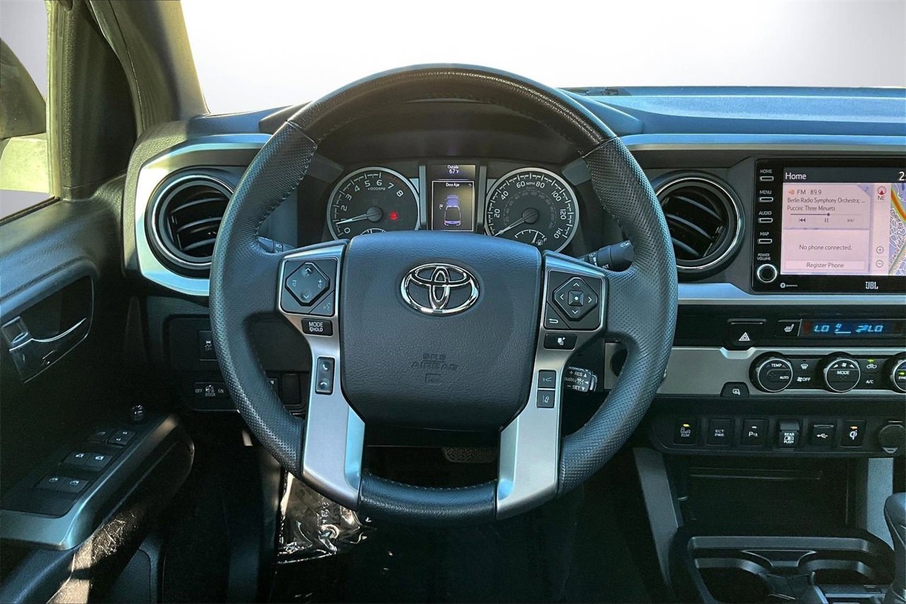 Used 2022 Toyota Tacoma Limited image 10