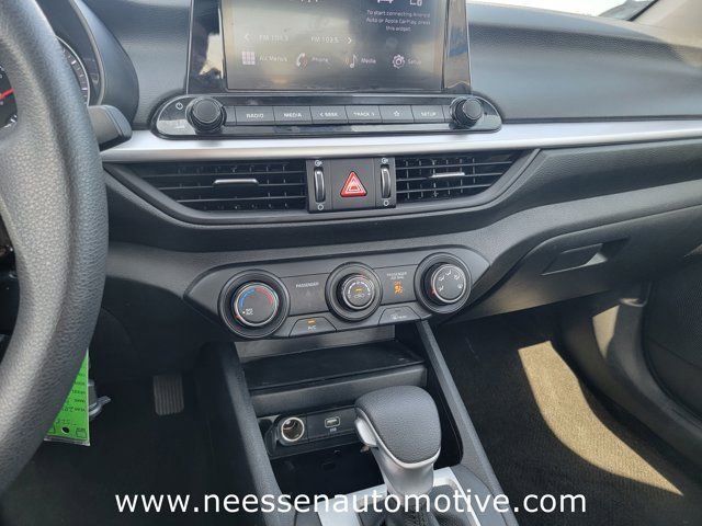 Used 2024 Kia Forte LXS FWD image 22