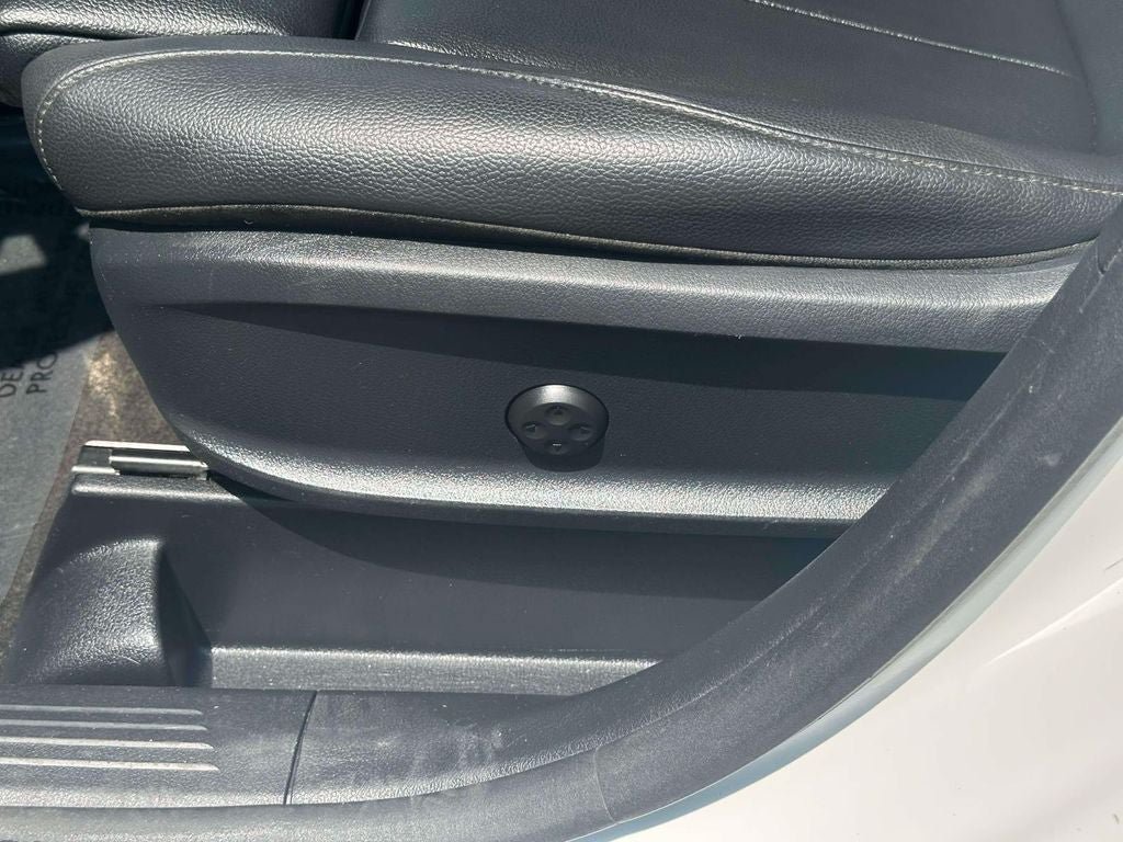 Used 2023 Mercedes-Benz GLA 250 4MATIC image 19