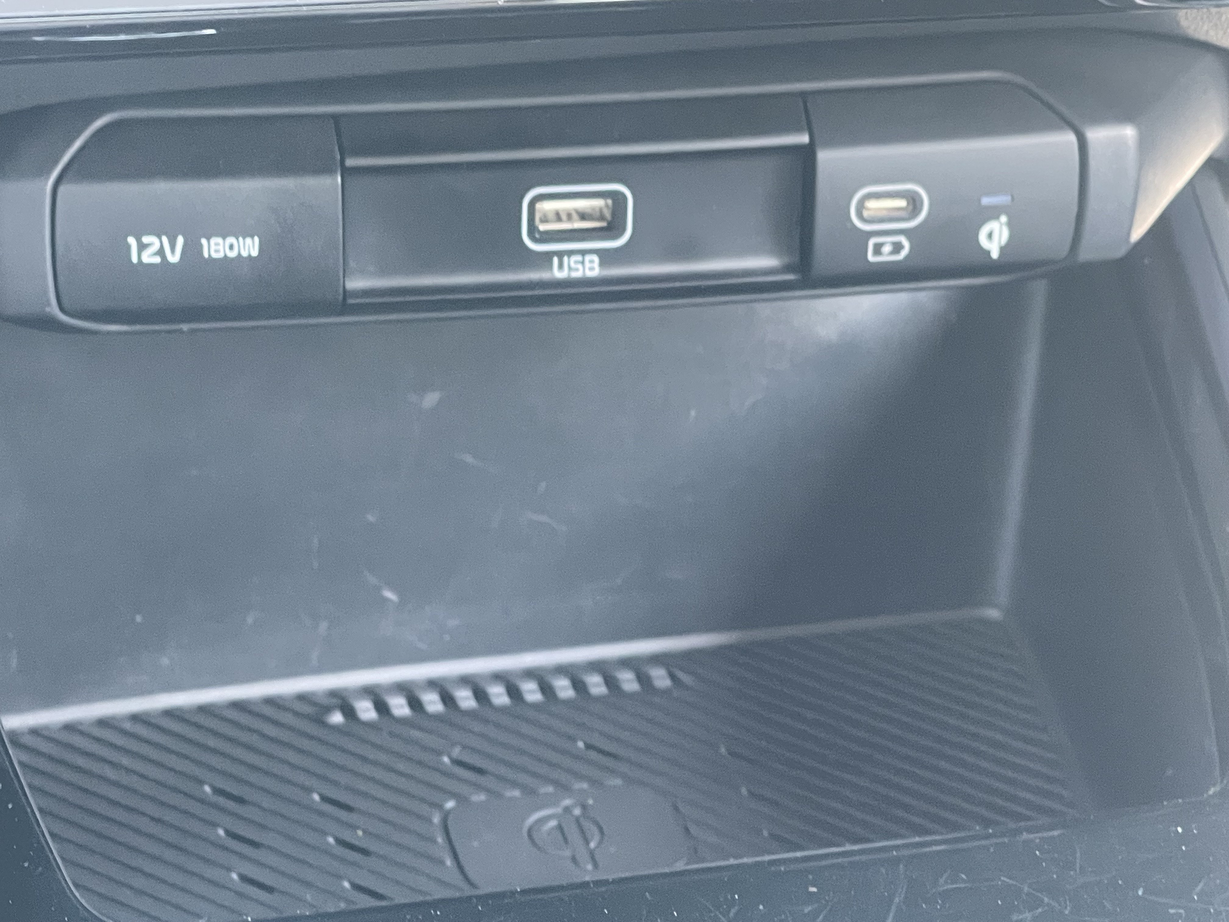 Certified 2023 Kia Niro Wind w/ Wind Preserve Package FWD image 26