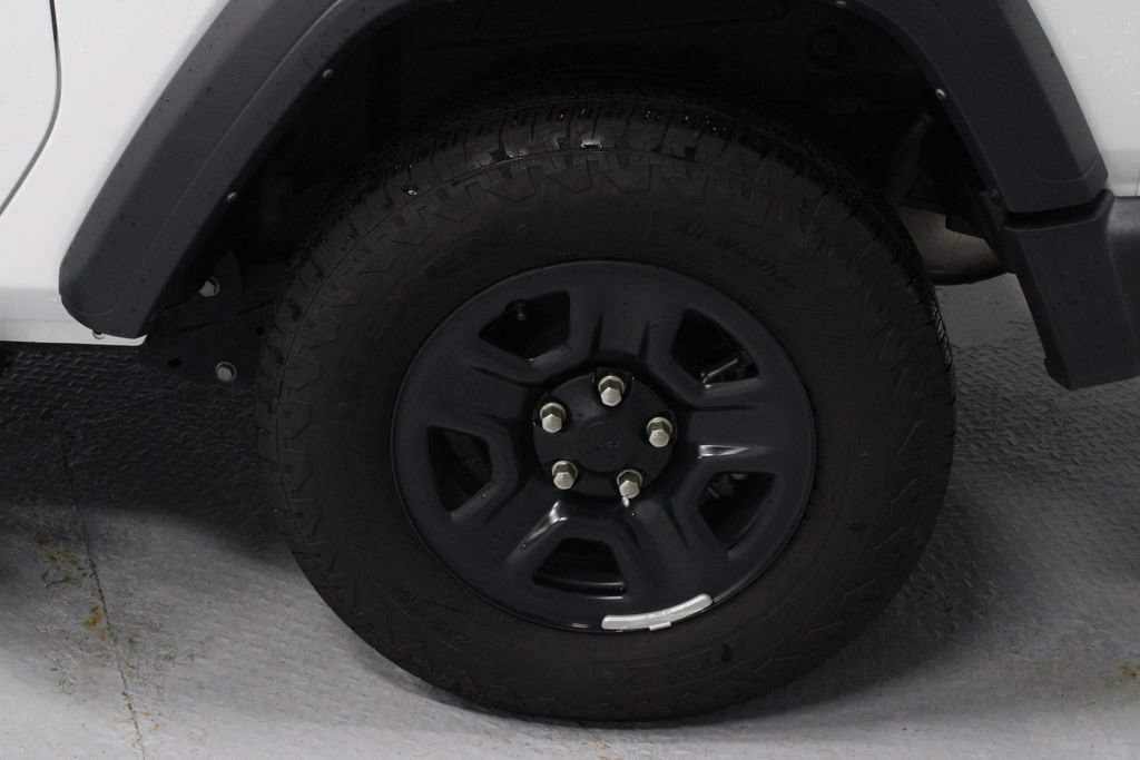 Used 2024 Jeep Wrangler Sport AWD/4WD image 15