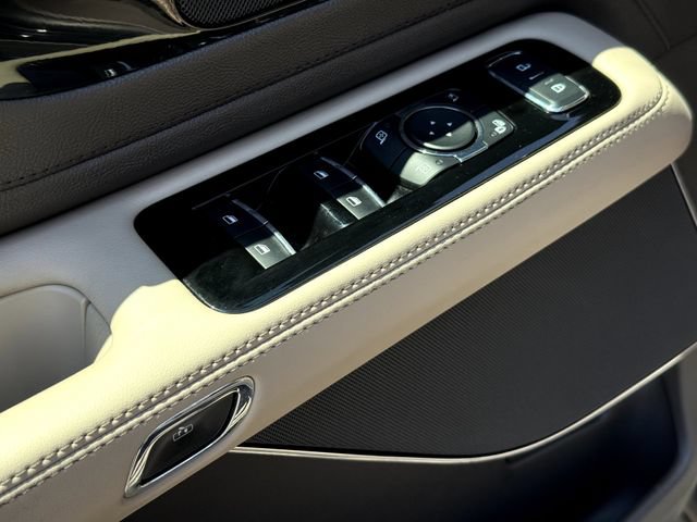 Certified 2023 Lincoln Aviator Black Label w/ Dynamic Handling Package AWD/4WD image 9