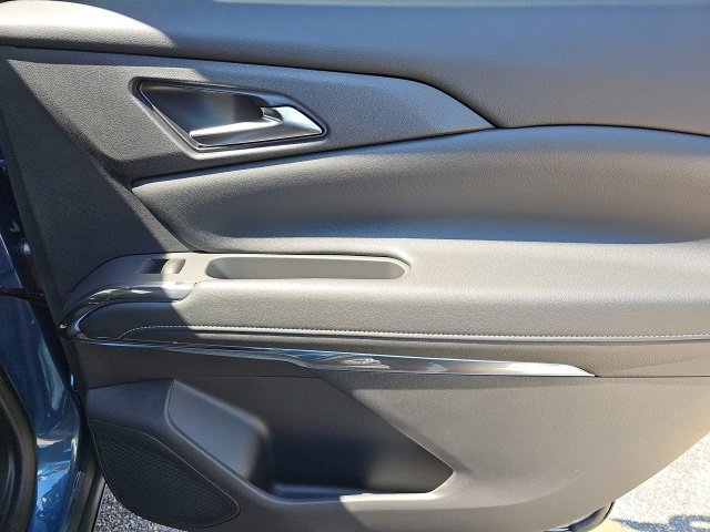 New 2026 Chevrolet Traverse LT w/ Driver Confidence Package image 14