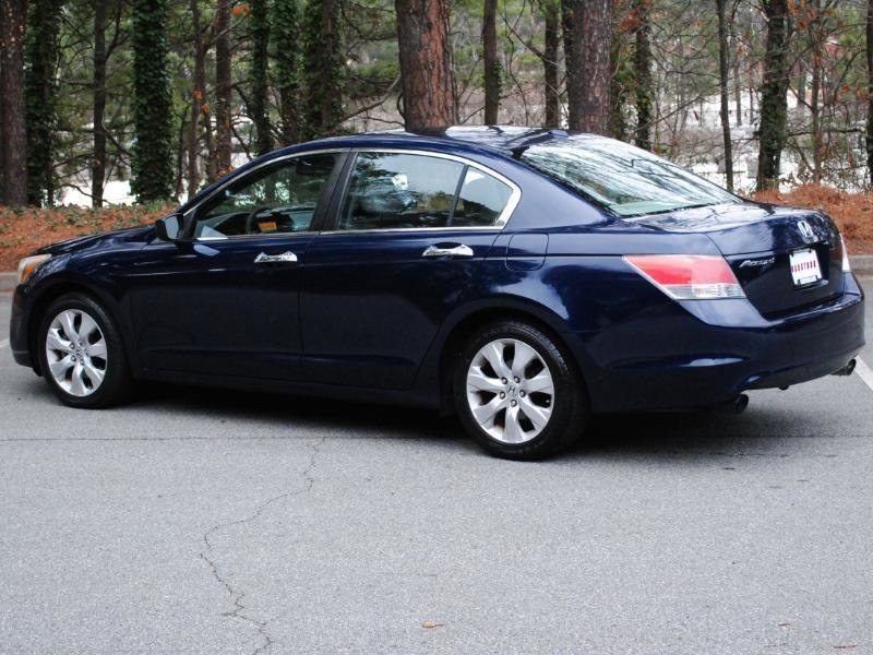 Used 2010 Honda Accord EX-L image 12