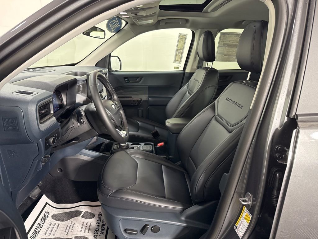 New 2025 Ford Maverick Lariat w/ Black Appearance Package AWD/4WD image 17