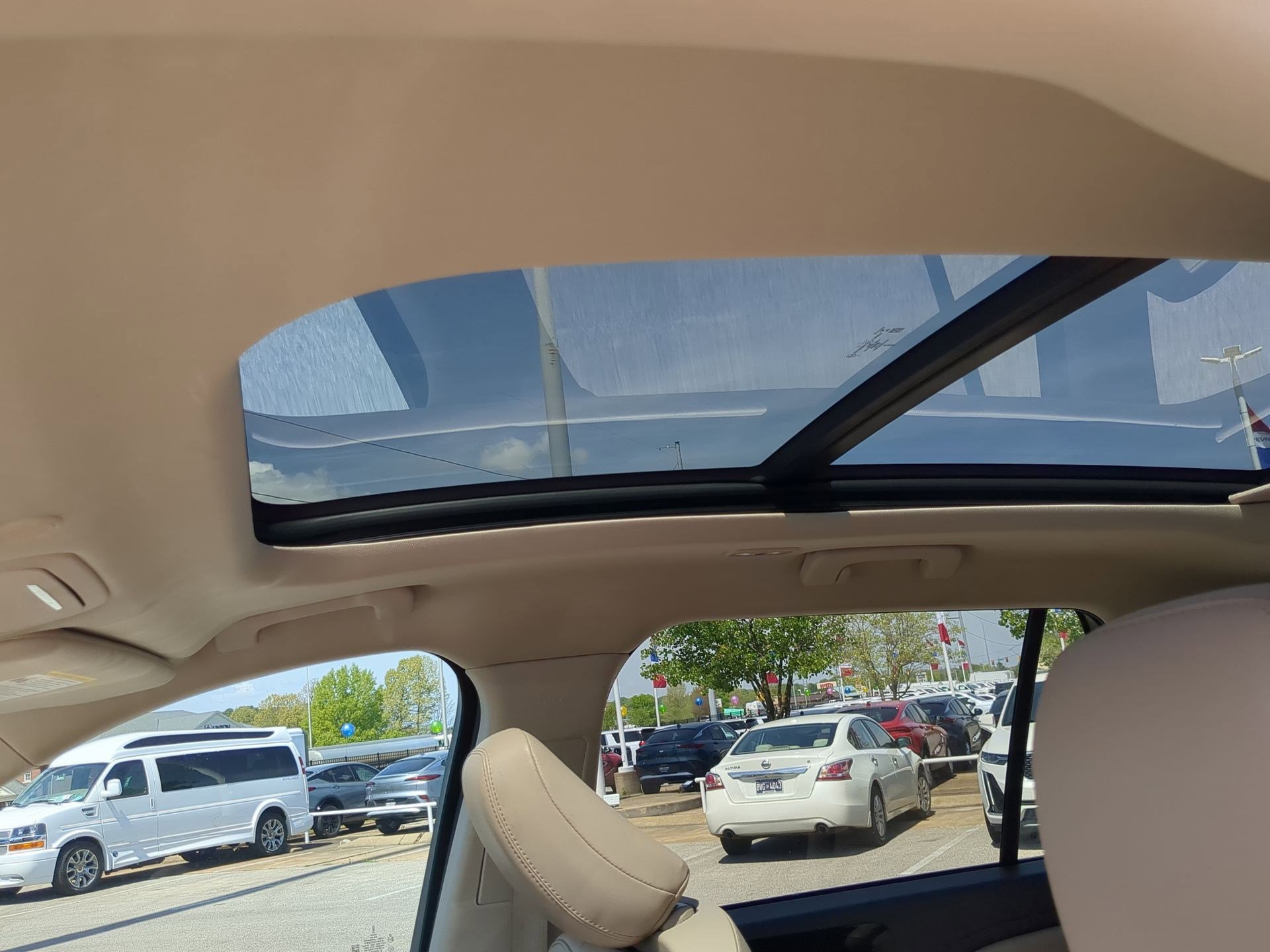 Used 2022 Lincoln Aviator Reserve w/ Class IV Trailer Tow Package image 22