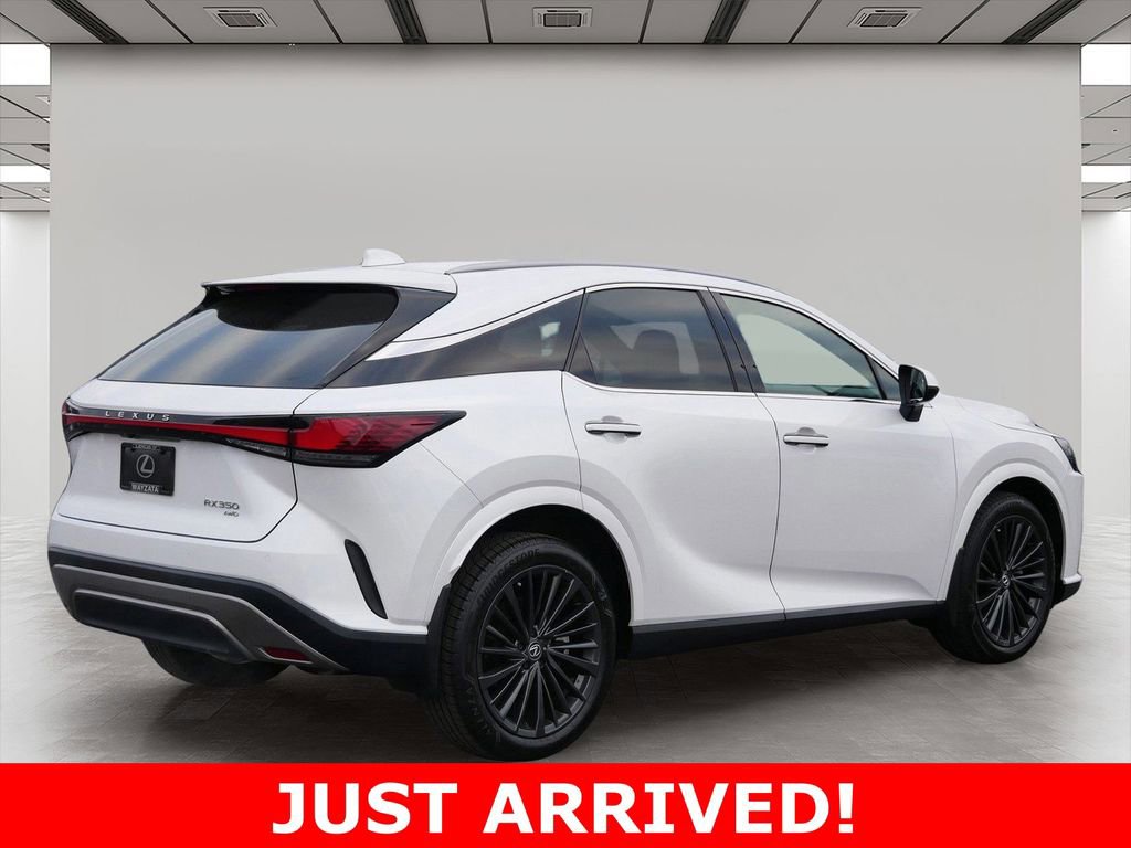 Used 2024 Lexus RX 350 Premium w/ Accessory Package (Z1) image 5