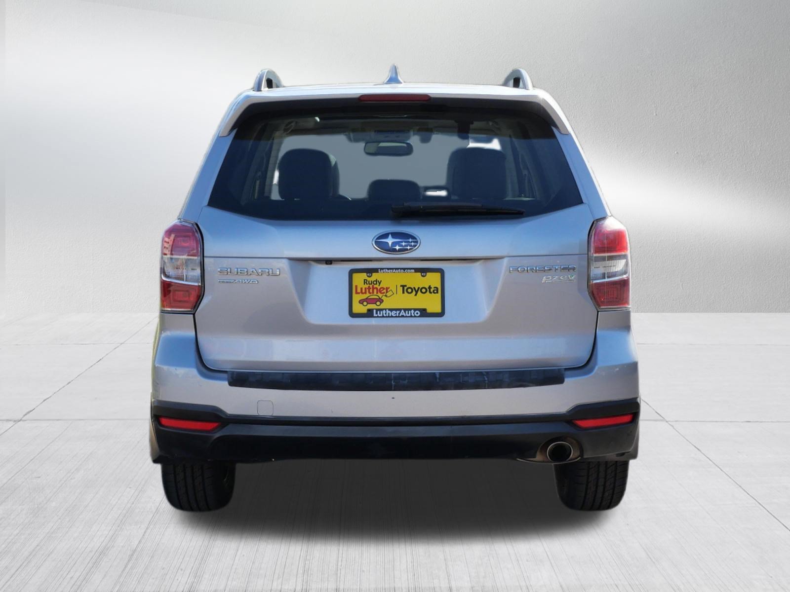 Used 2016 Subaru Forester 2.5i Touring w/ Eyesight & Navigation System AWD/4WD image 6