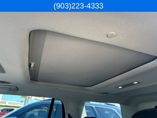 Used 2023 GMC Acadia AT4 w/ Technology Package AWD/4WD image 49