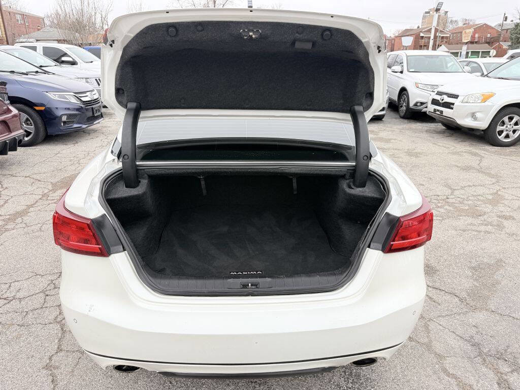Used 2017 Nissan Maxima 3.5 SL image 8