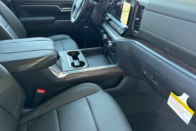 New 2026 GMC Sierra 2500 SLT w/ SLT Premium Package AWD/4WD image 17