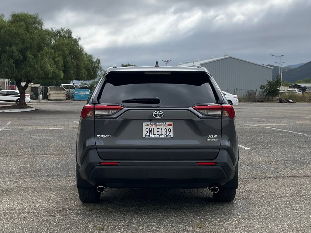 Used 2024 Toyota RAV4 XLE Premium image 81