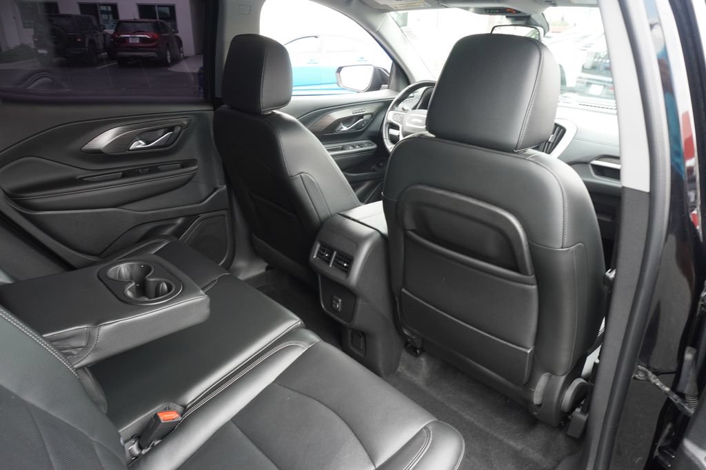 Certified 2022 GMC Terrain SLT FWD image 10