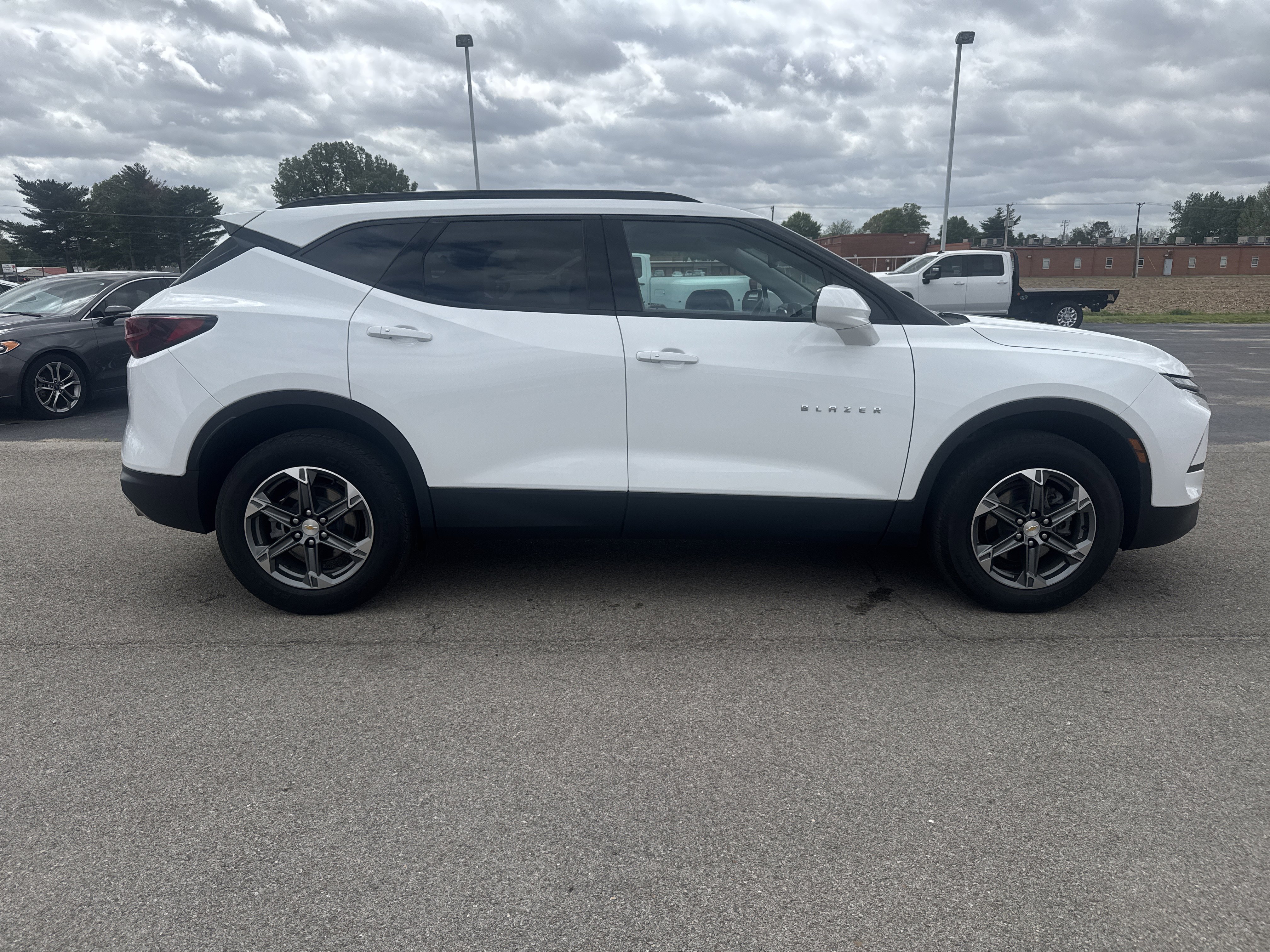 Used 2024 Chevrolet Blazer LT w/ Convenience Package FWD image 6