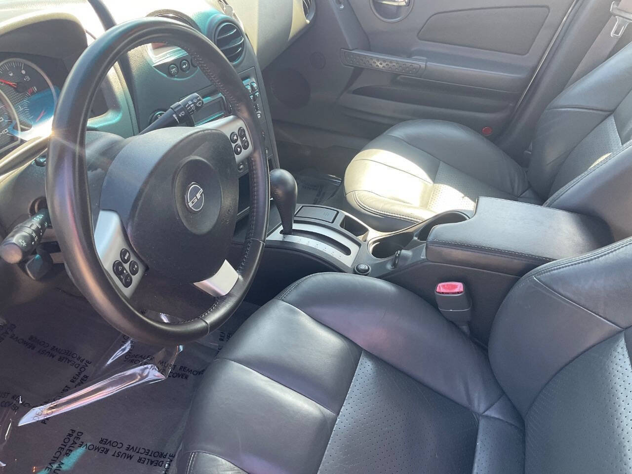 Used 2005 Pontiac Grand Prix GT w/ Leather Trim Package FWD image 11