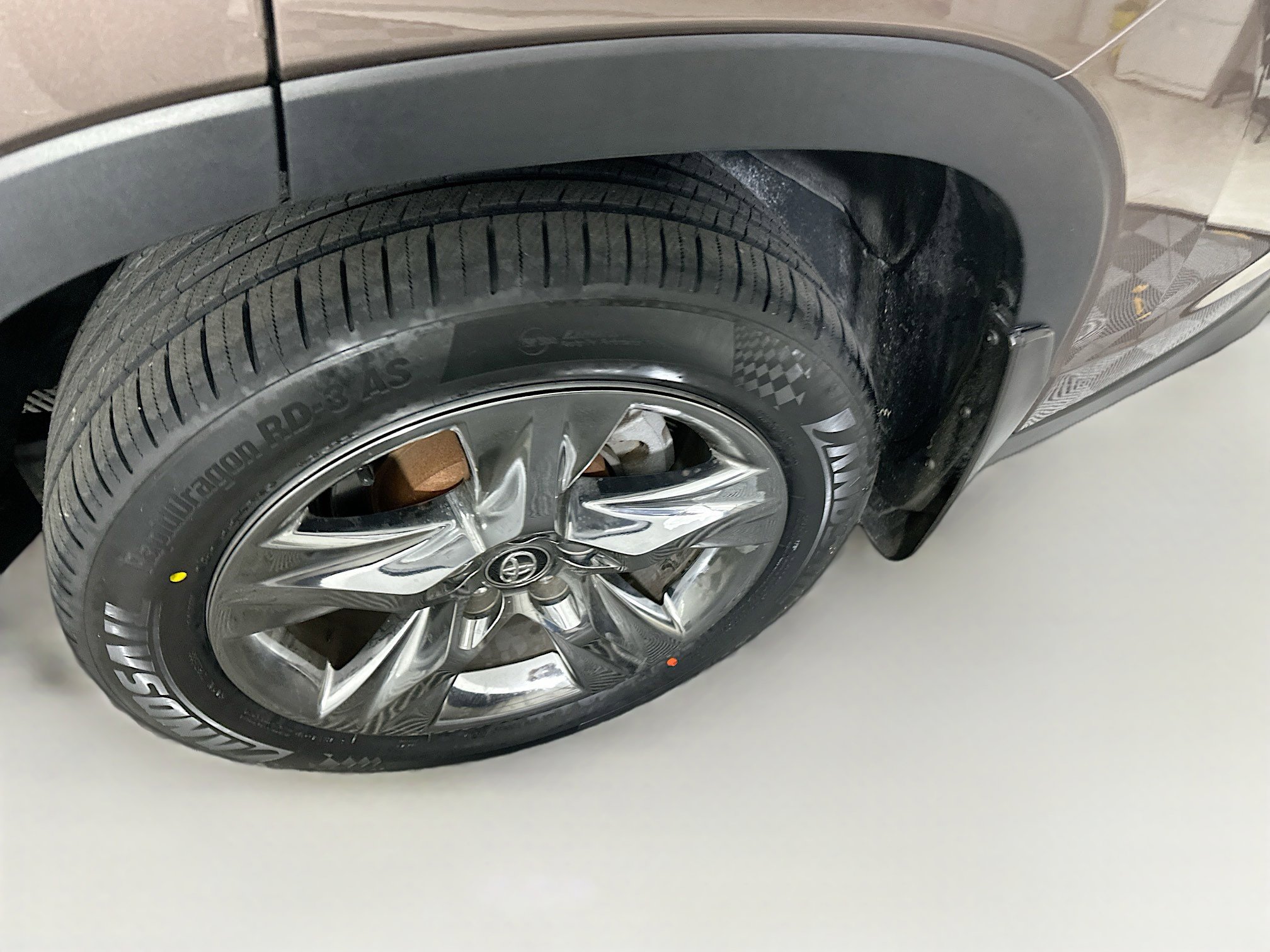 Used 2018 Toyota Highlander Limited Platinum image 11