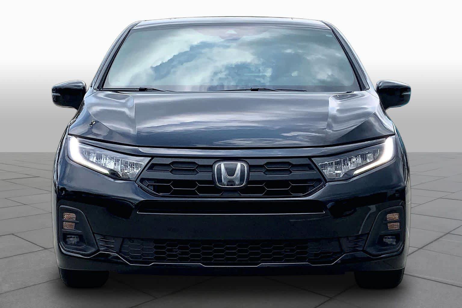 Used 2026 Honda Odyssey Sport-L image 4