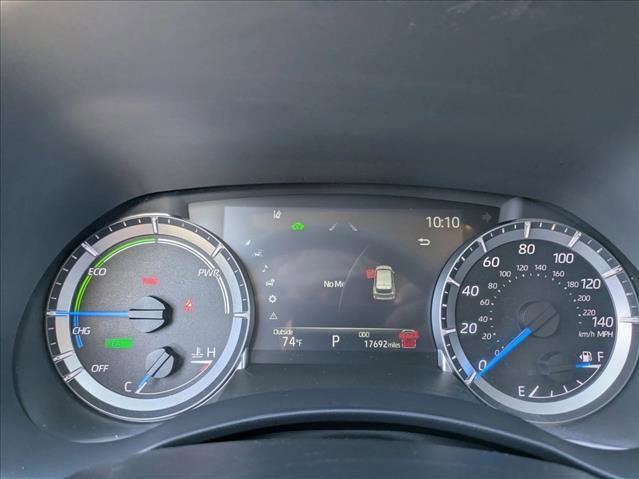 Certified 2025 Toyota Highlander XLE image 11