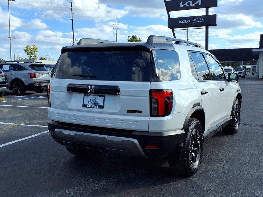 Used 2026 Honda Passport TrailSport Elite image 4