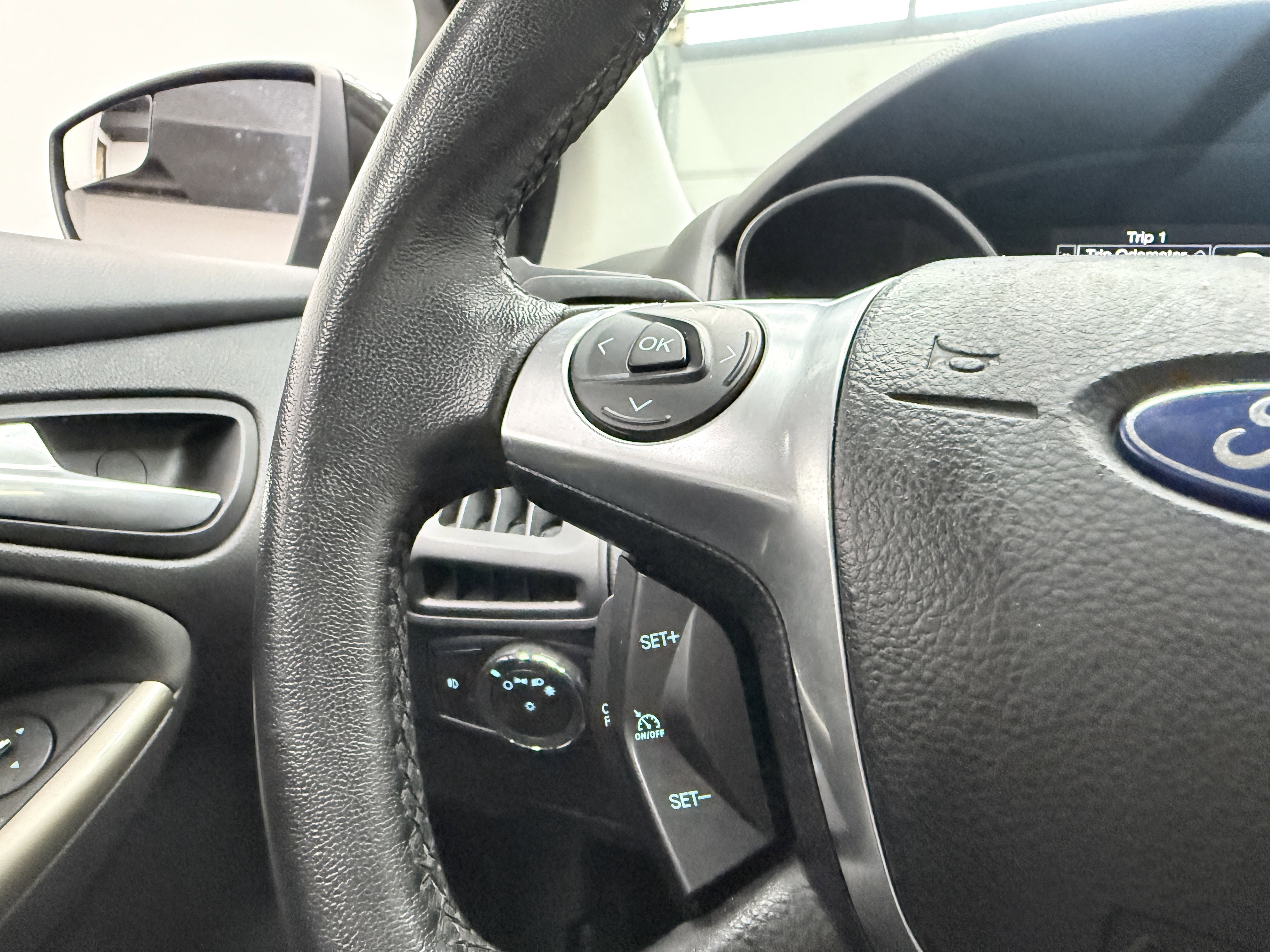 Used 2012 Ford Focus SEL FWD image 14