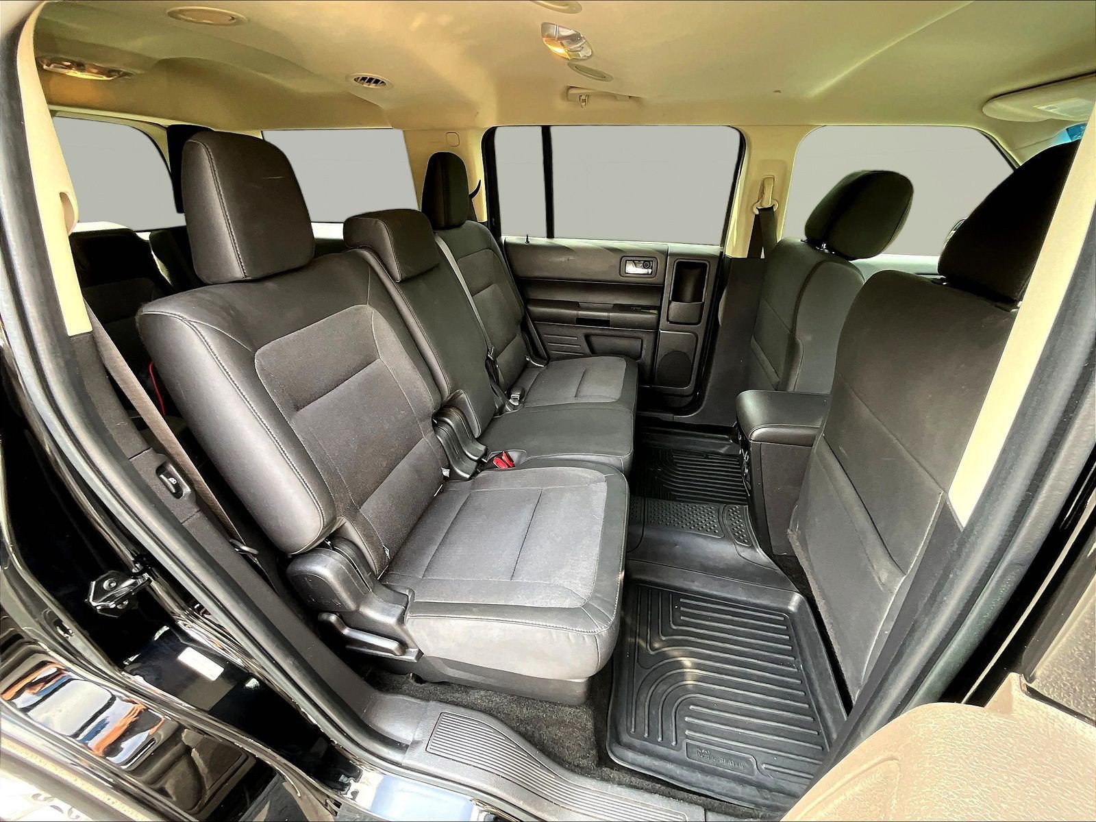Used 2018 Ford Flex SE FWD image 25