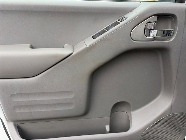 Used 2018 Nissan Frontier SV w/ Value Truck Package image 17