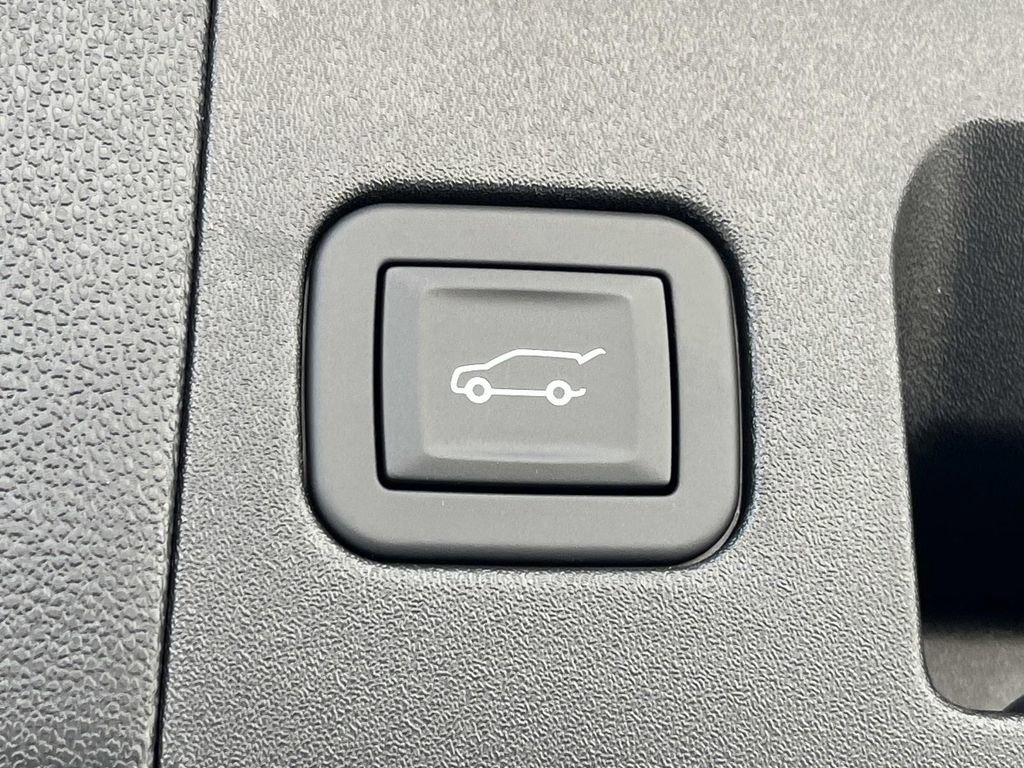 New 2025 Cadillac XT5 Premium Luxury w/ Technology Package image 12