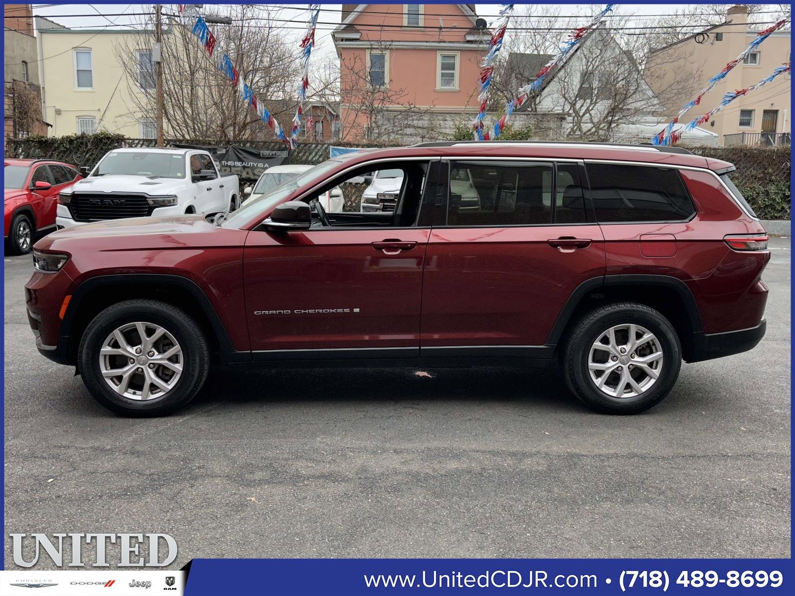 Used 2022 Jeep Grand Cherokee L Limited image 7