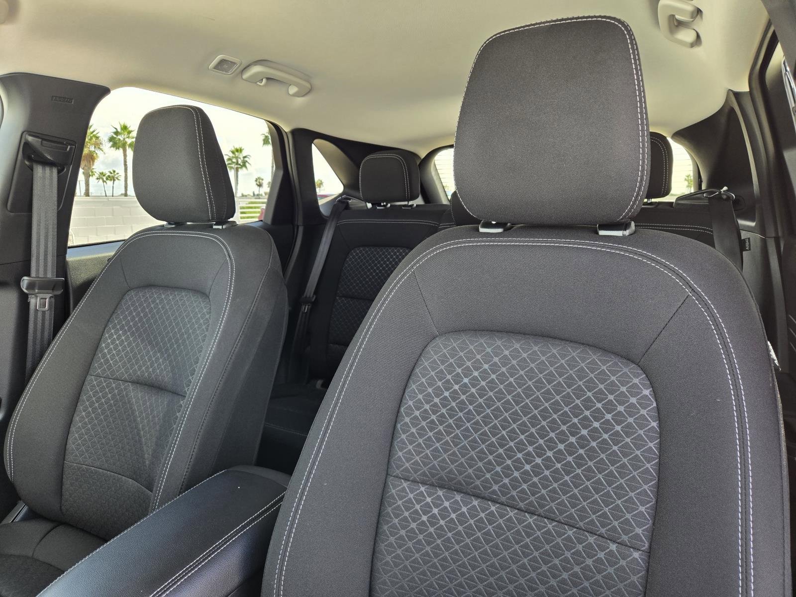 Used 2025 Ford Escape Active image 24