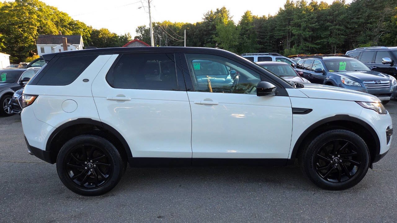 Used 2017 Land Rover Discovery Sport SE AWD/4WD image 19