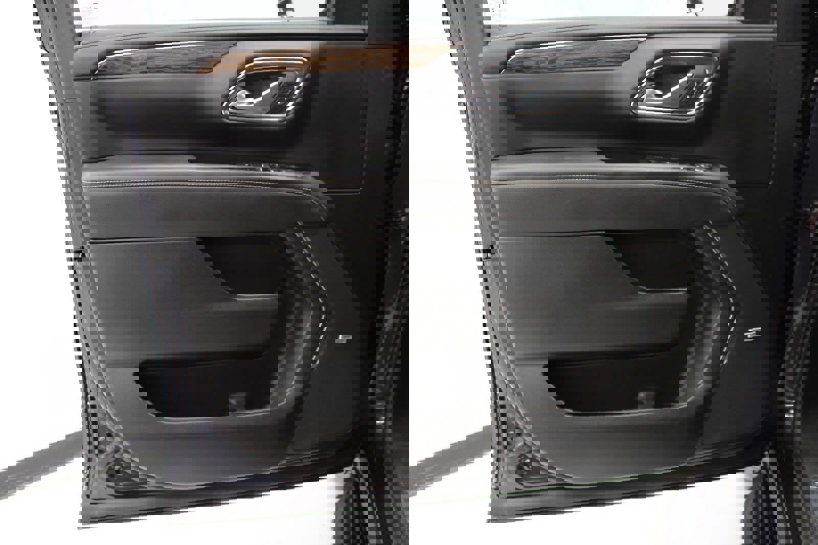 Used 2022 Chevrolet Tahoe Premier image 17