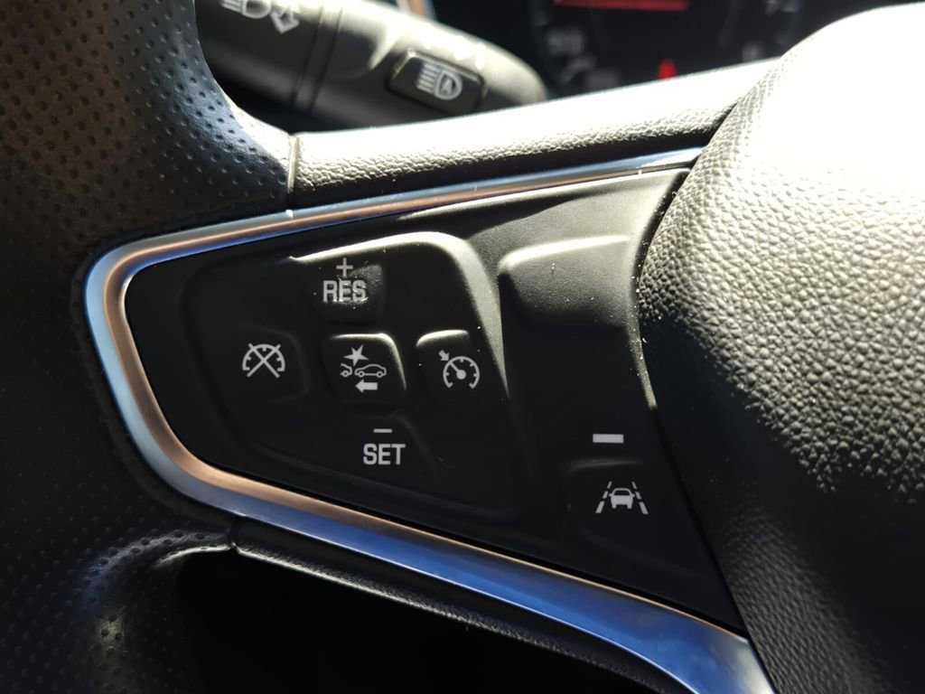 Used 2024 Chevrolet Equinox LS FWD image 23