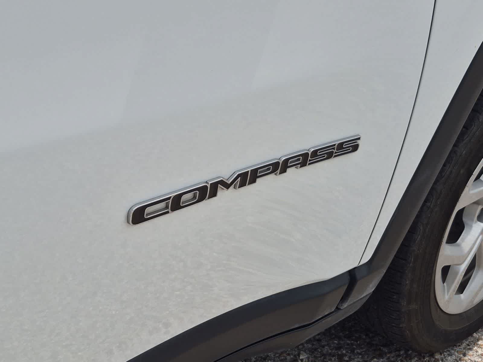 Used 2024 Jeep Compass Sport AWD/4WD image 30