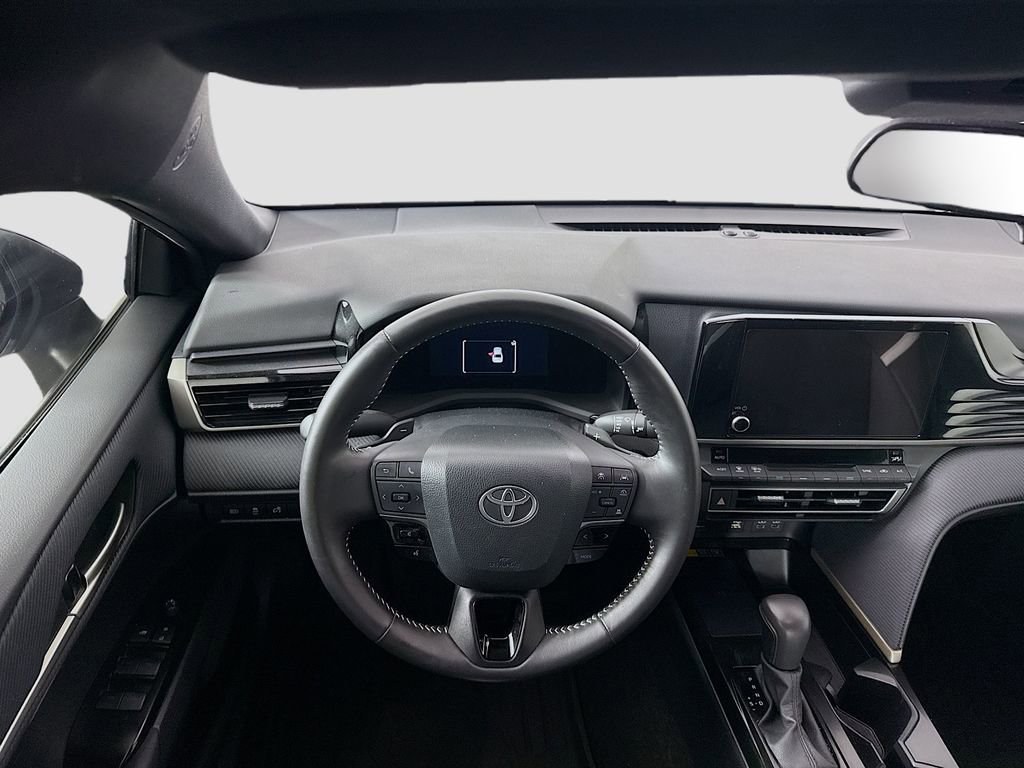 Certified 2025 Toyota Camry SE FWD image 15